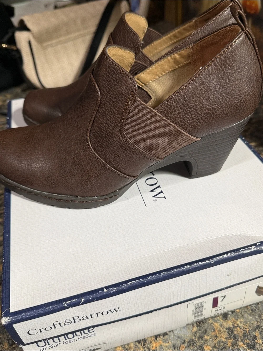 croft & barrow Maid women’s Brown Leather ankle boots